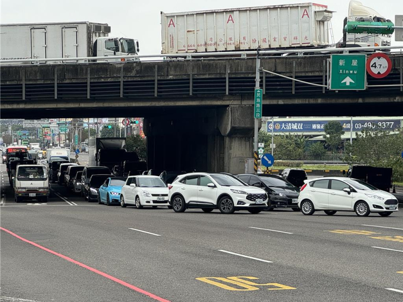  新屋8米新湖路農地出售，新屋區新湖路附近農地出售 