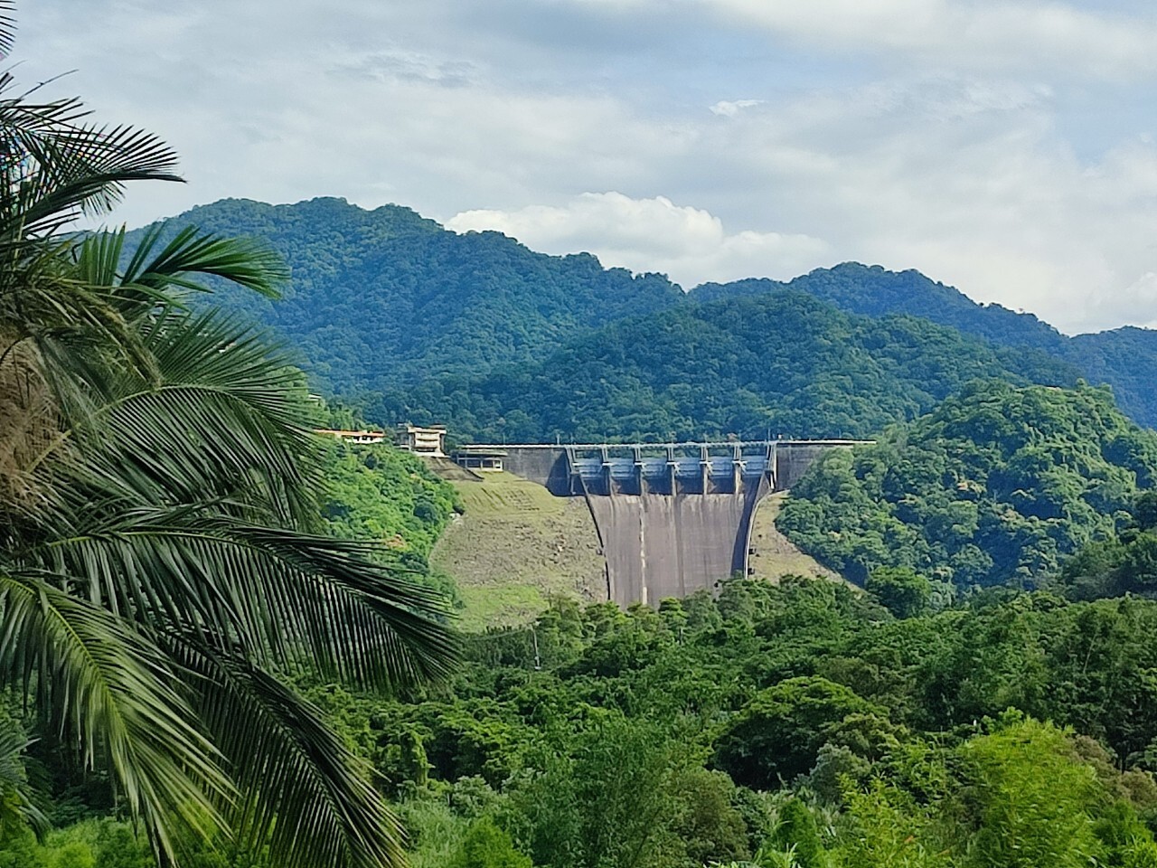 桃園市龍潭區電梯透天別墅出售02.jpeg